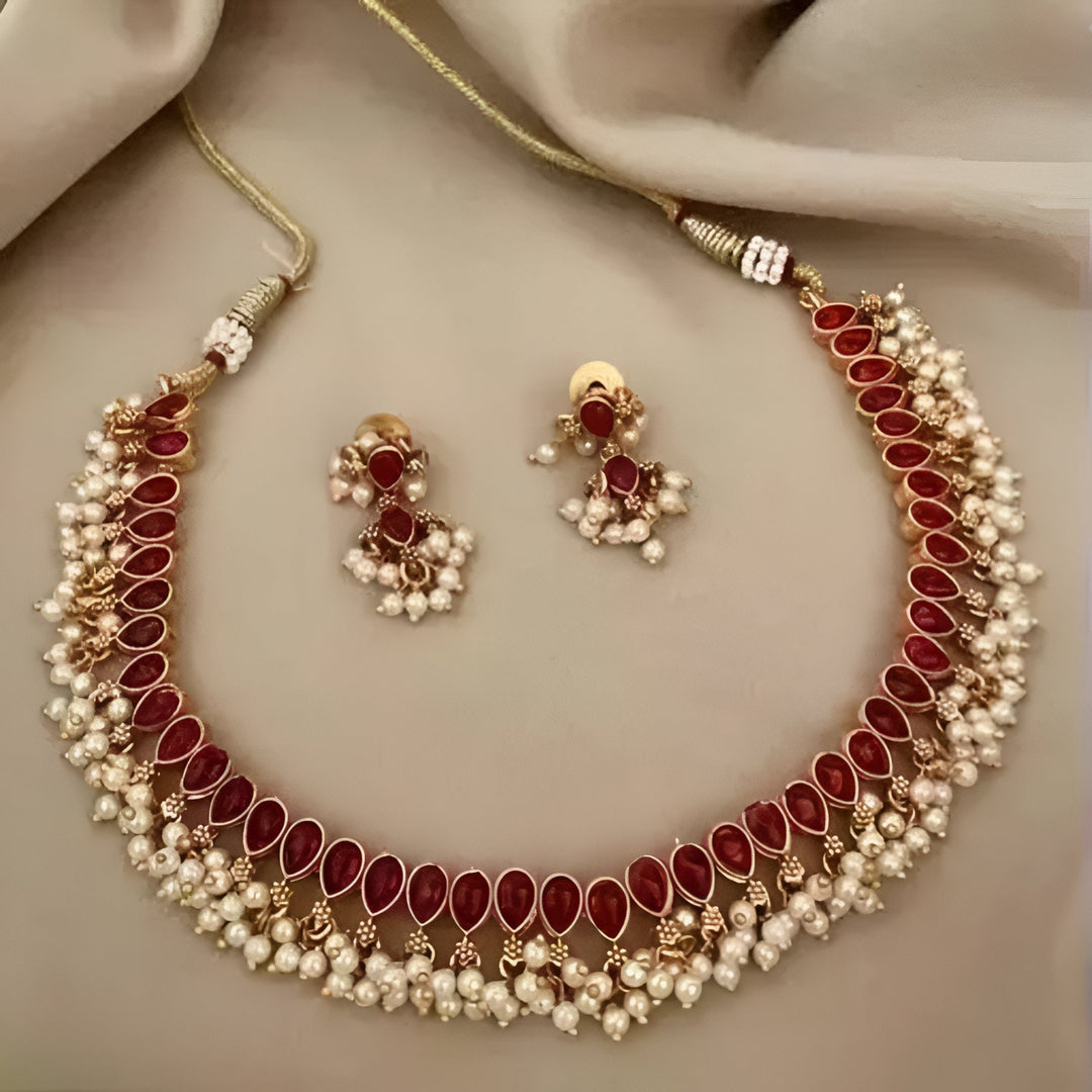 Stylish Women's Jewellery Set